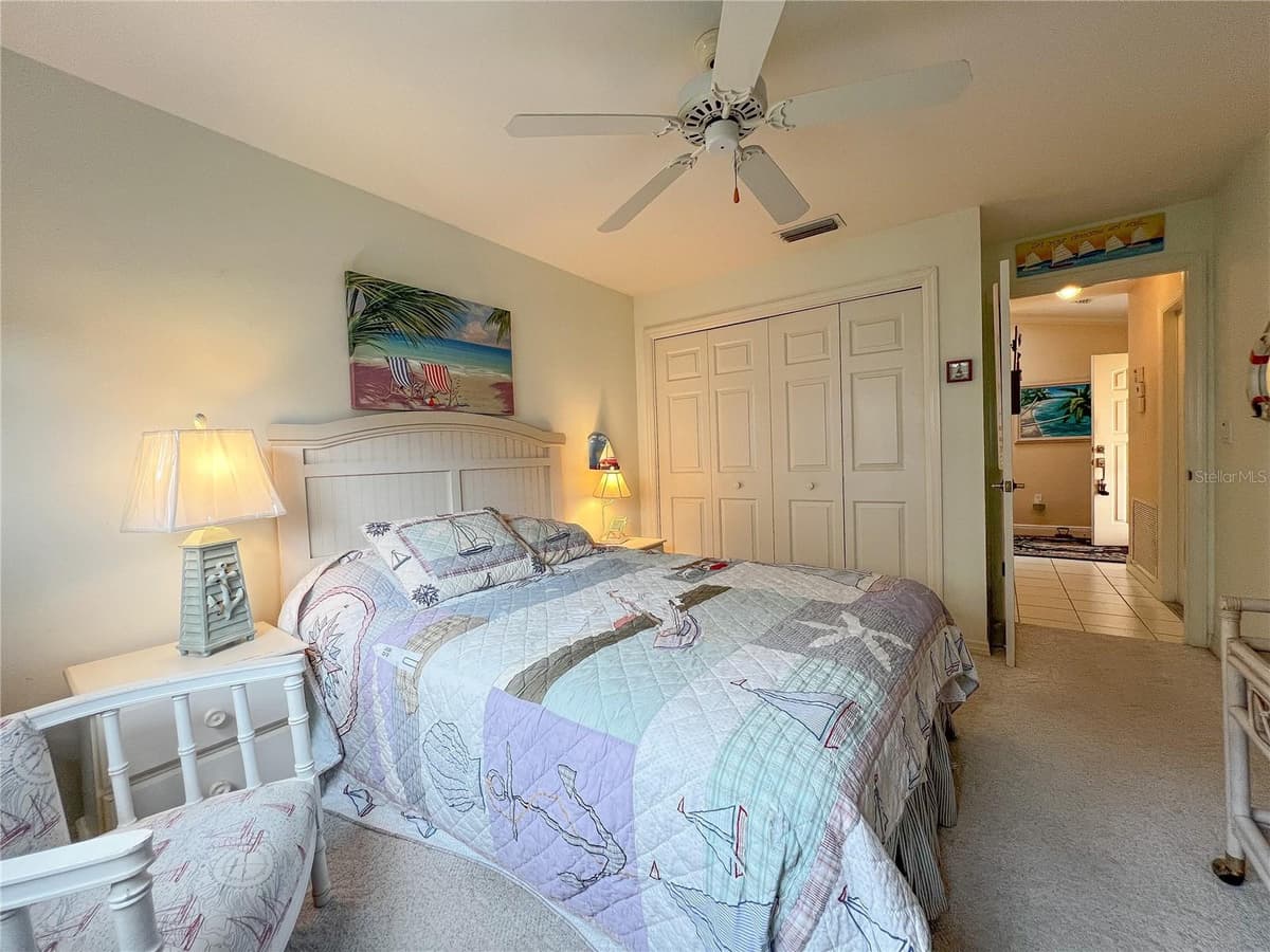 3805 CATALINA DRIVE — photo 33 of 44