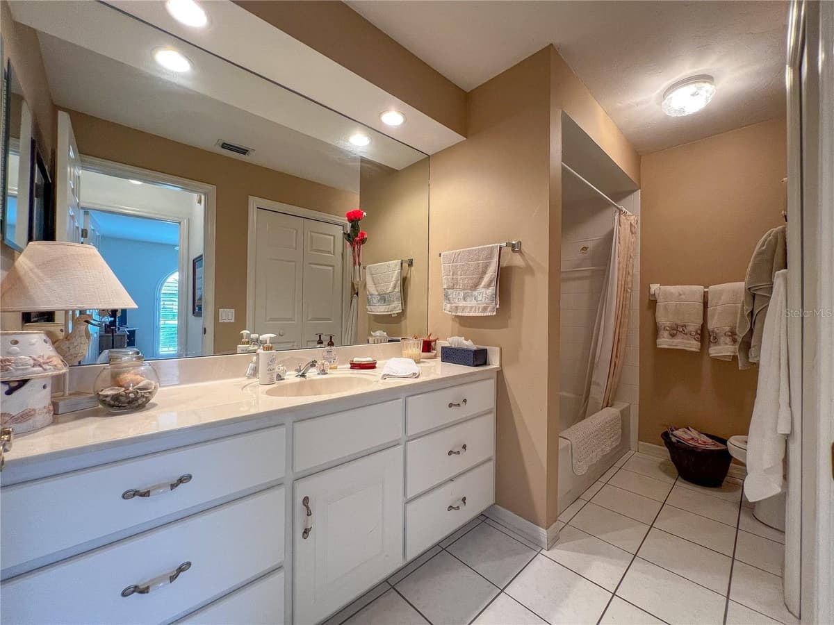 3805 CATALINA DRIVE — photo 30 of 44