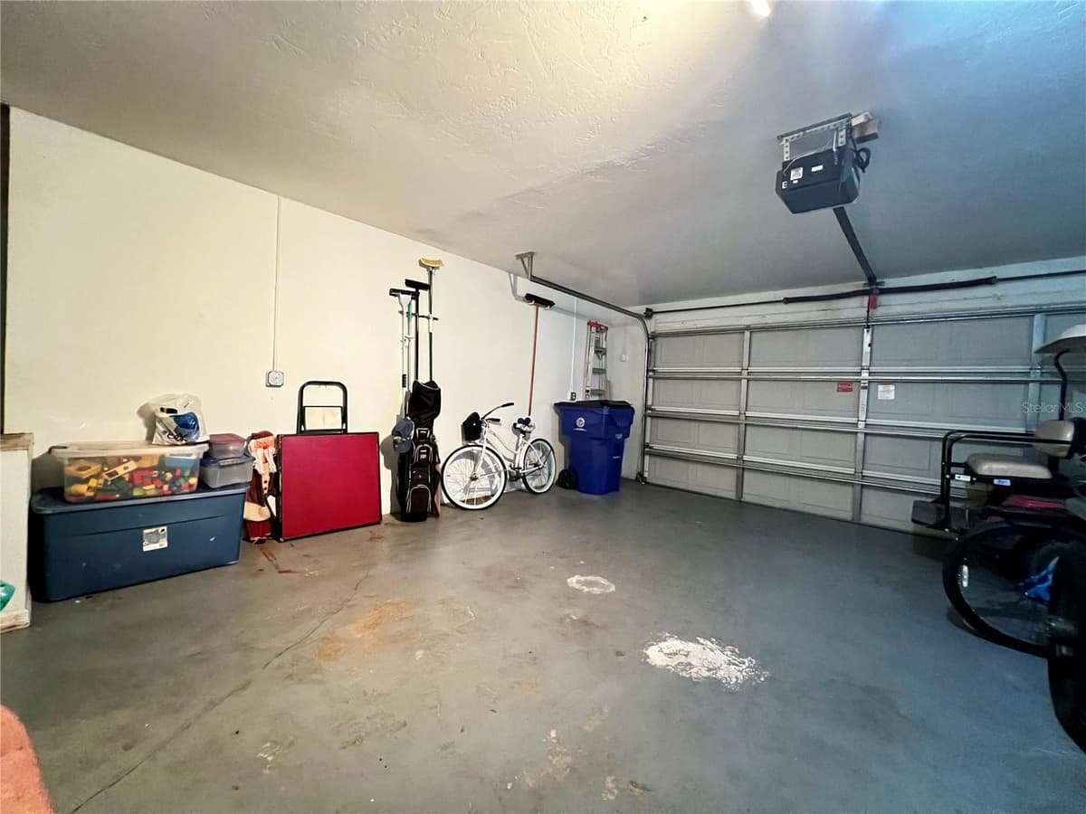 3805 CATALINA DRIVE — photo 34 of 44