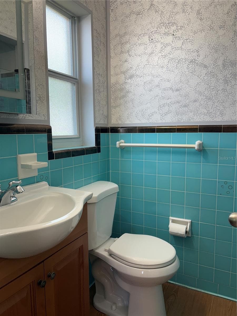 6221 13TH AVENUE — photo 14 of 34