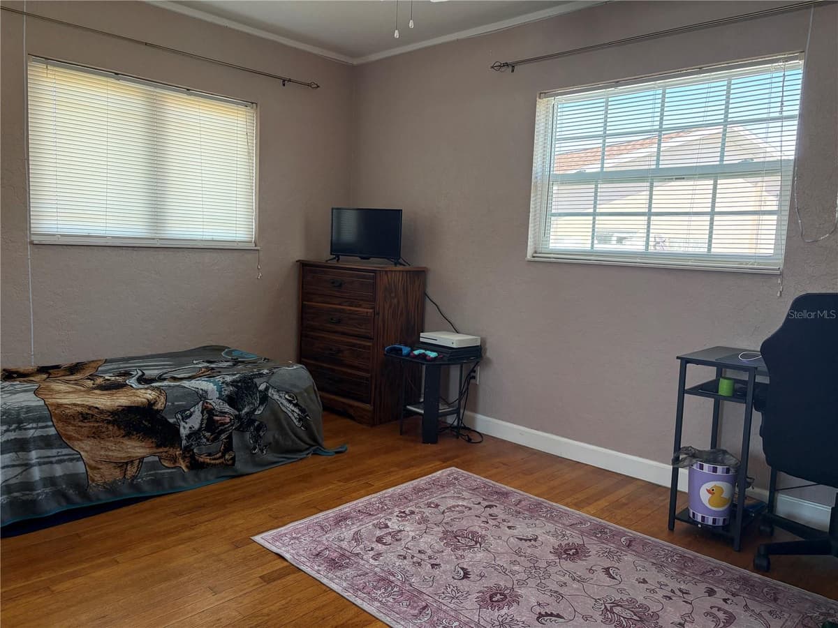 6221 13TH AVENUE — photo 16 of 34