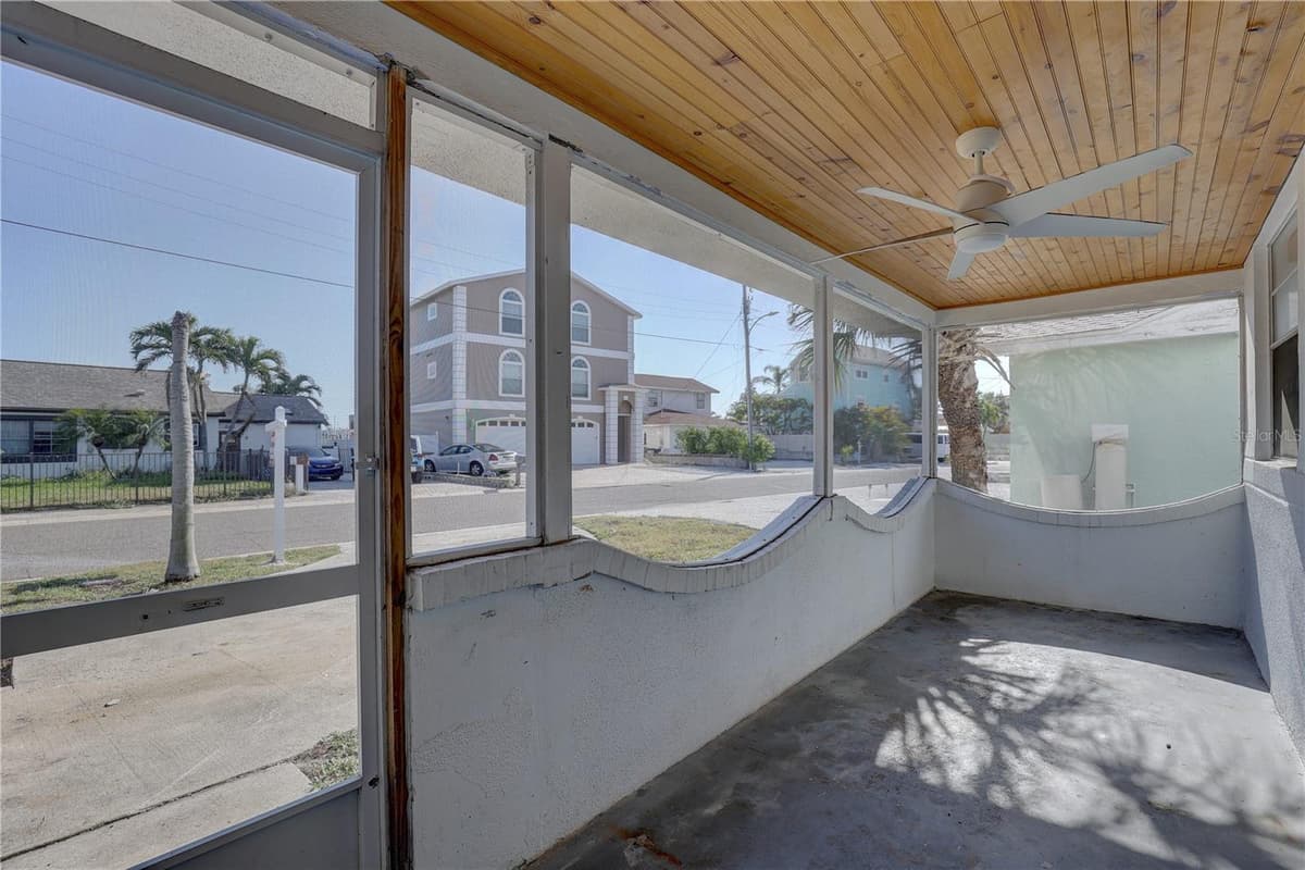 440 BAYSHORE DRIVE — photo 5 of 45