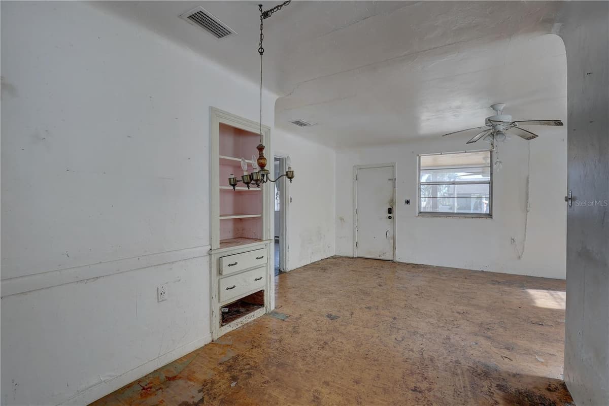 440 BAYSHORE DRIVE — photo 12 of 45