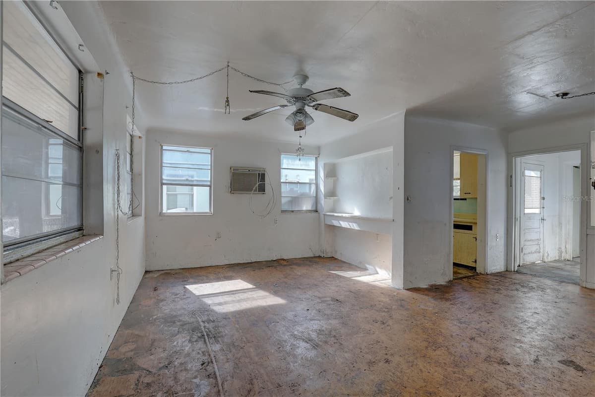 440 BAYSHORE DRIVE — photo 7 of 45
