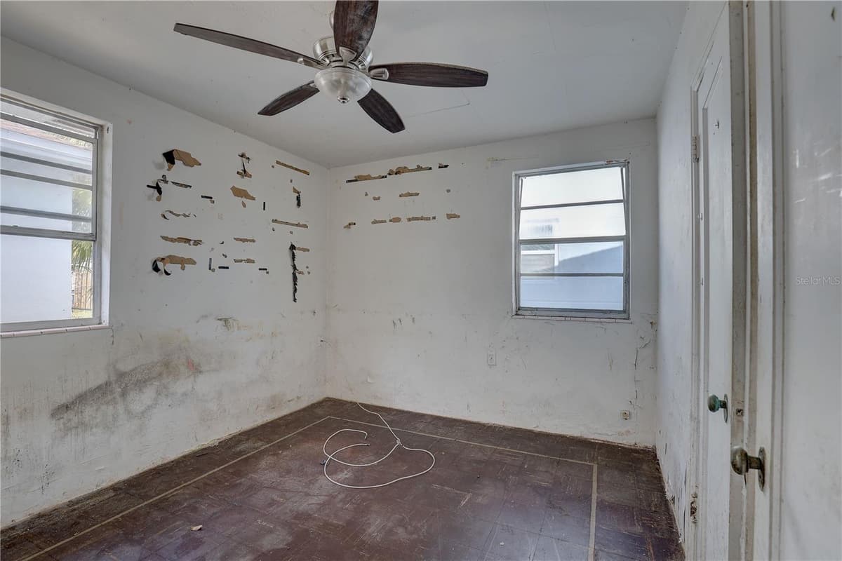 440 BAYSHORE DRIVE — photo 18 of 45