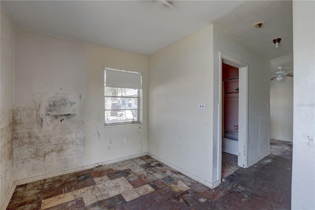 440 BAYSHORE DRIVE — photo 24 of 45