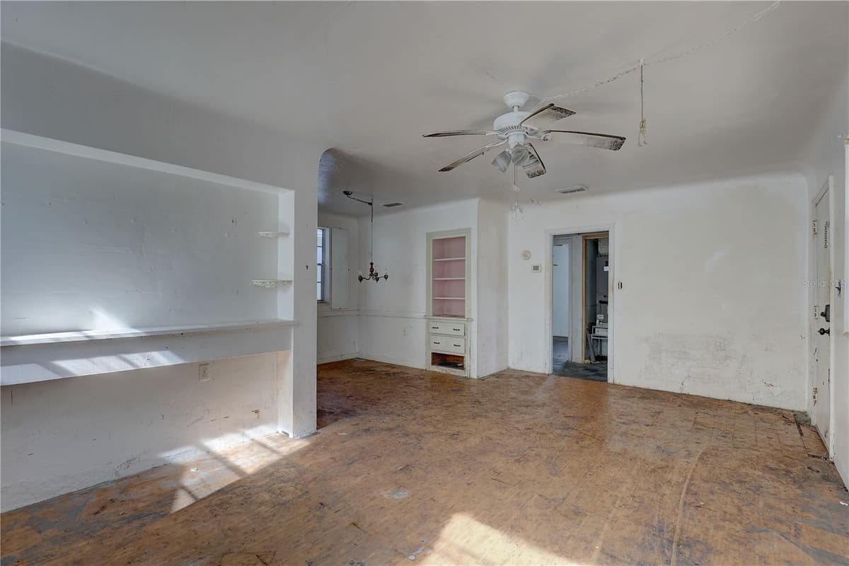440 BAYSHORE DRIVE — photo 8 of 45