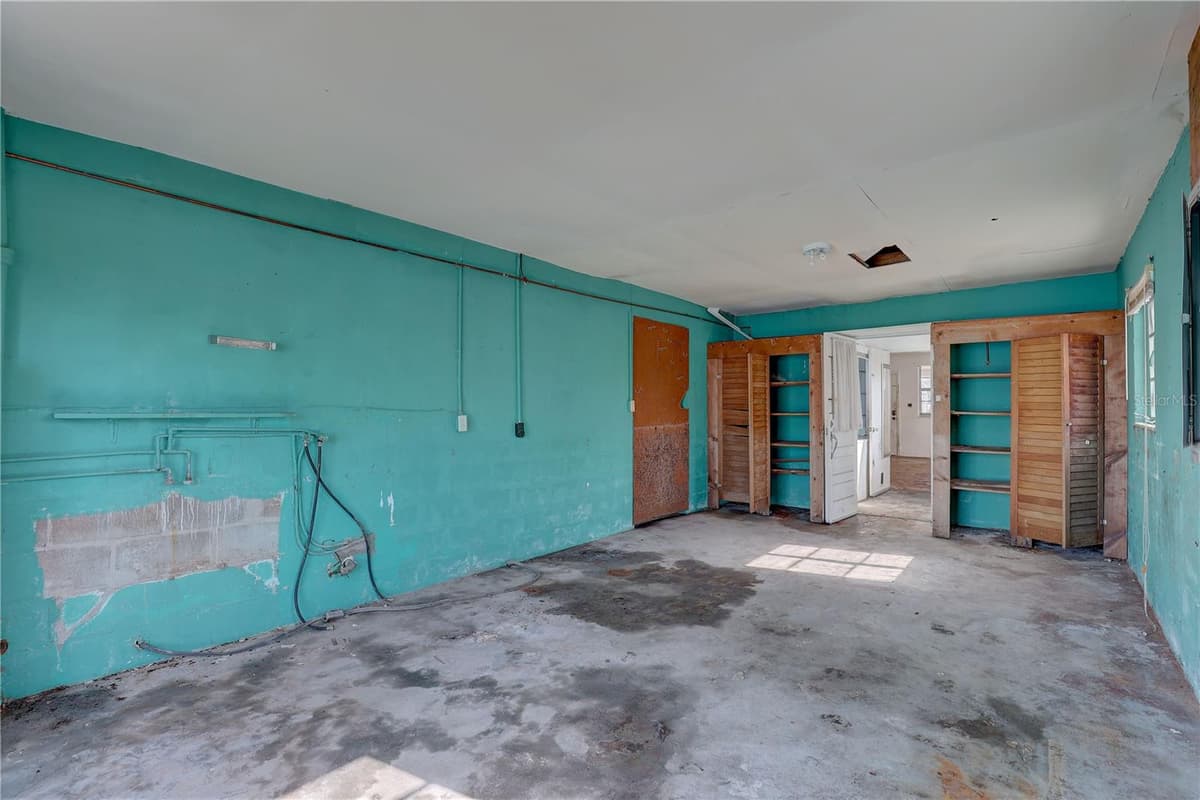 440 BAYSHORE DRIVE — photo 22 of 45