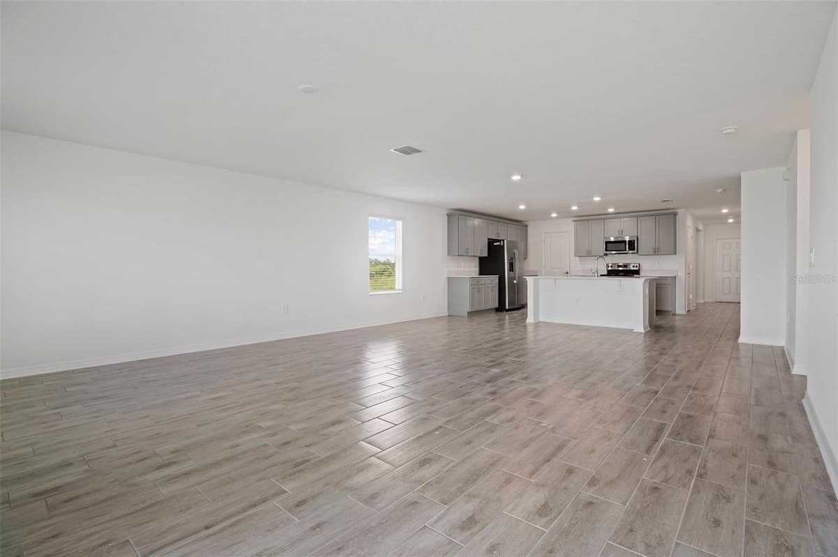 367 ESTATES COURT — photo 6 of 15