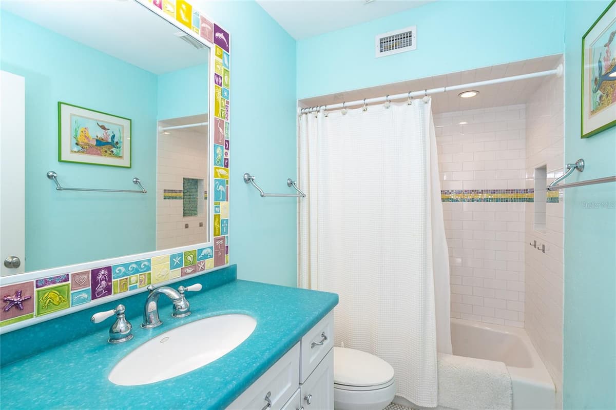 7536 PALM ISLAND DRIVE — photo 35 of 38