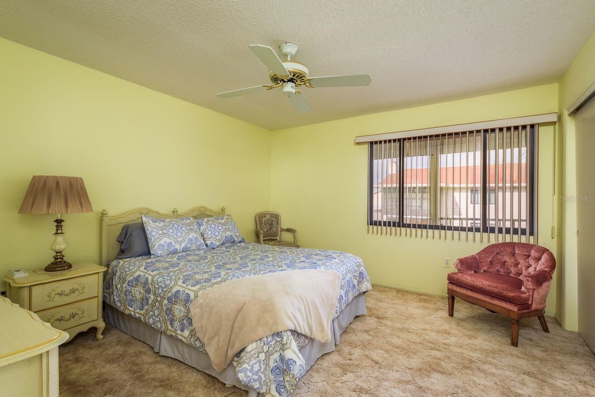 9910 EAGLES POINT CIRCLE — photo 19 of 25