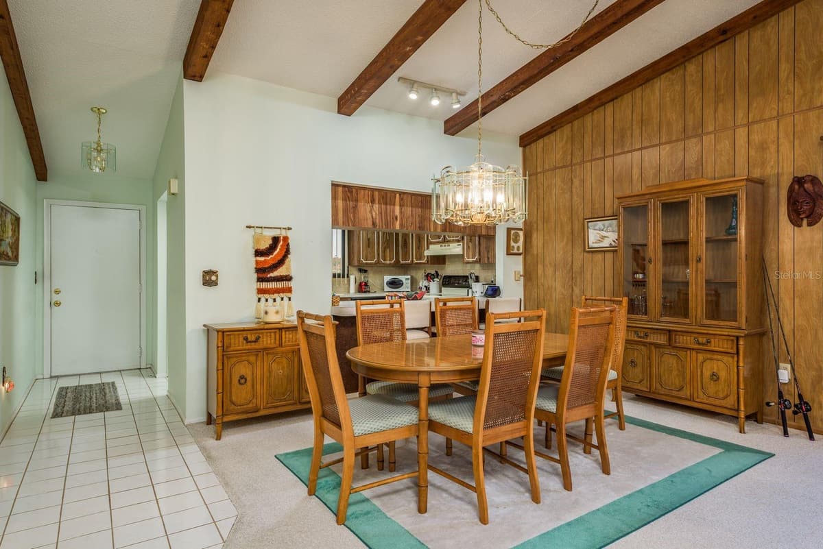 9910 EAGLES POINT CIRCLE — photo 10 of 25