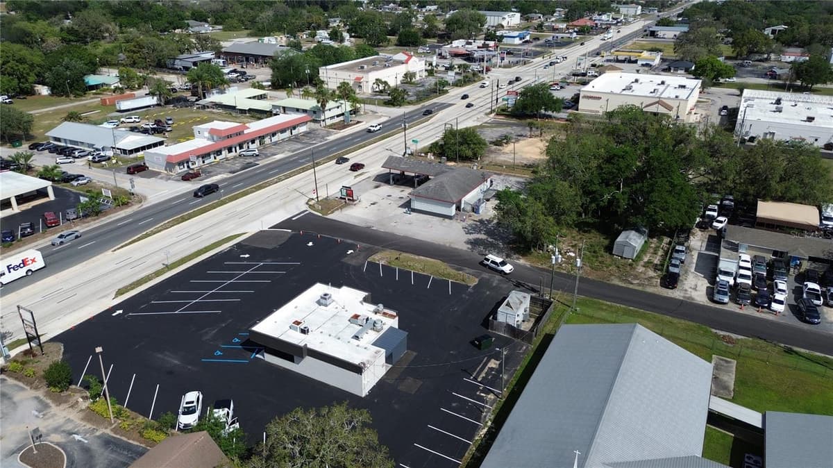 201 US HIGHWAY 27 — photo 7 of 21