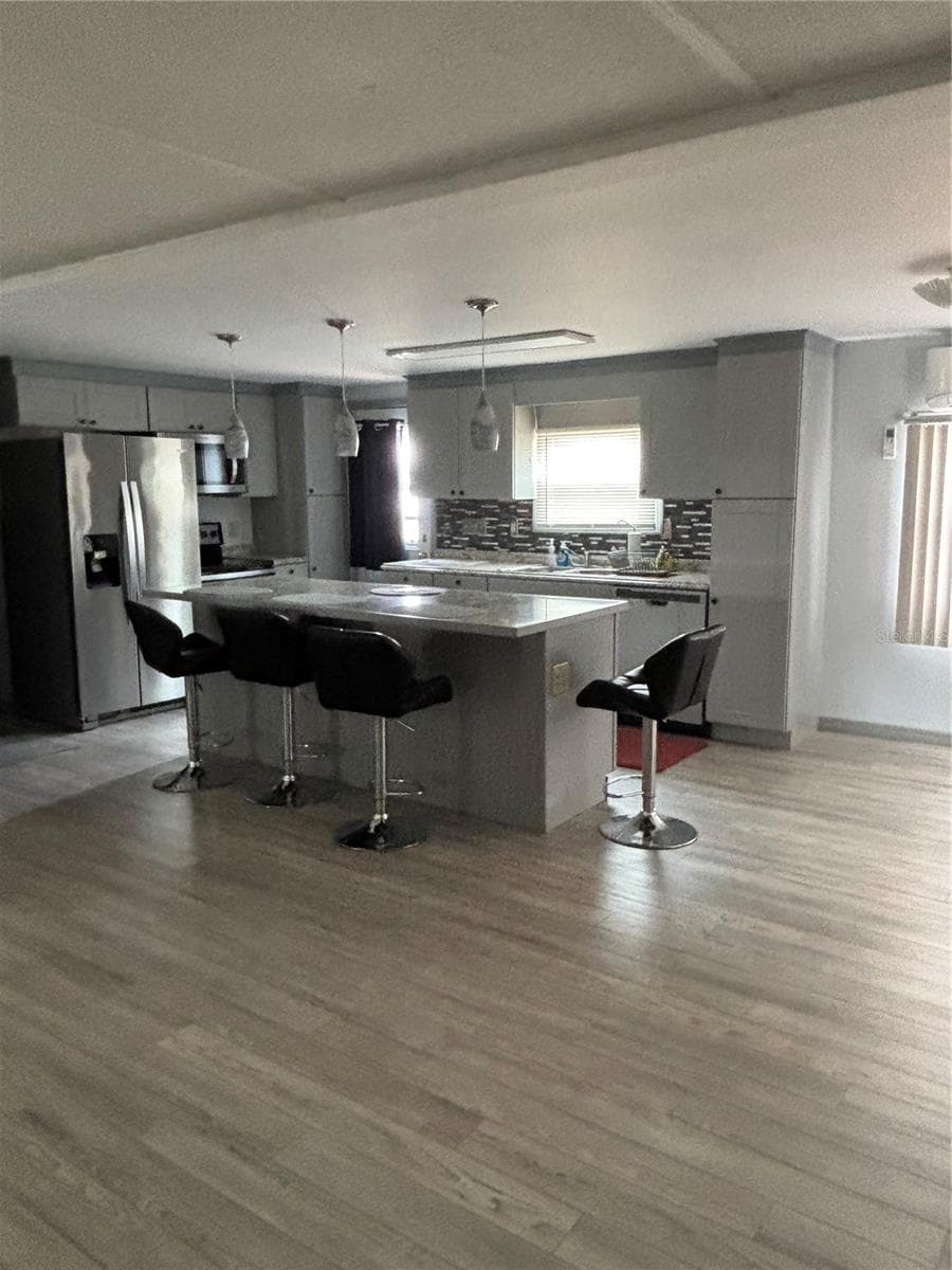 130 OAK TREE DRIVE — photo 5 of 32