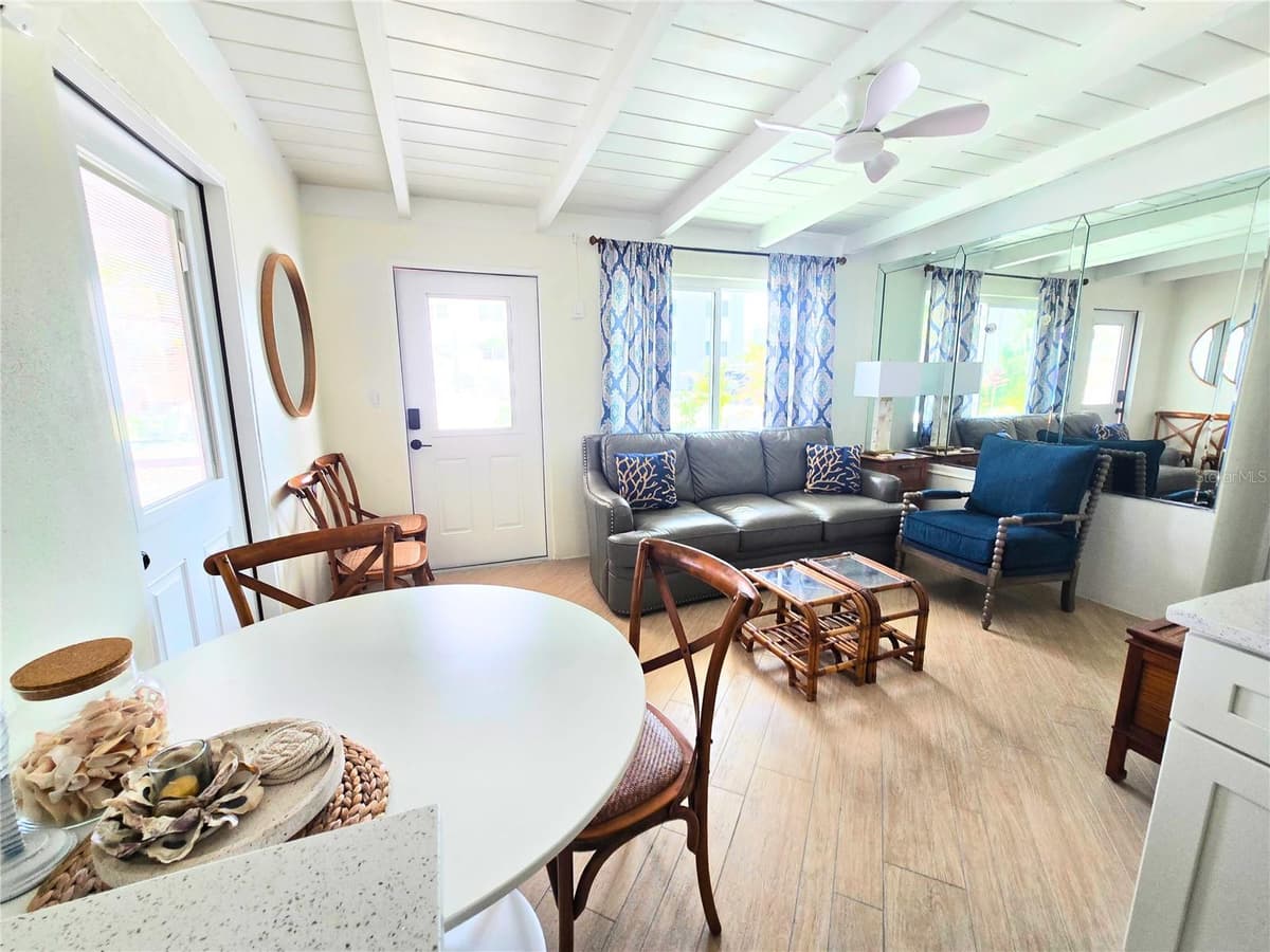 1270 GULF BOULEVARD — photo 5 of 20