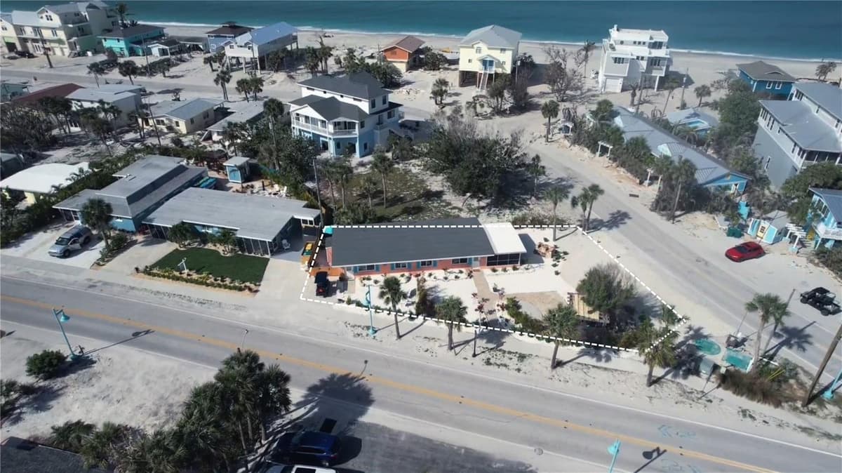 1270 GULF BOULEVARD — photo 13 of 20