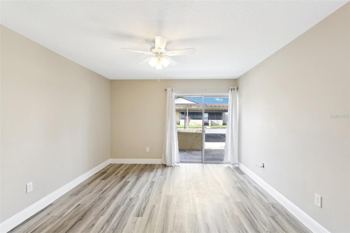1203 16TH CIRCLE — photo 15 of 35
