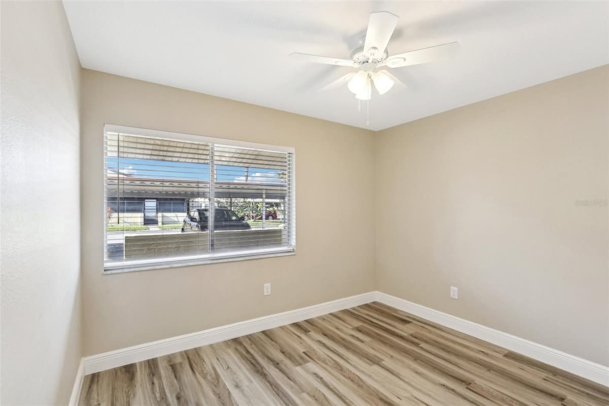 1203 16TH CIRCLE — photo 20 of 35