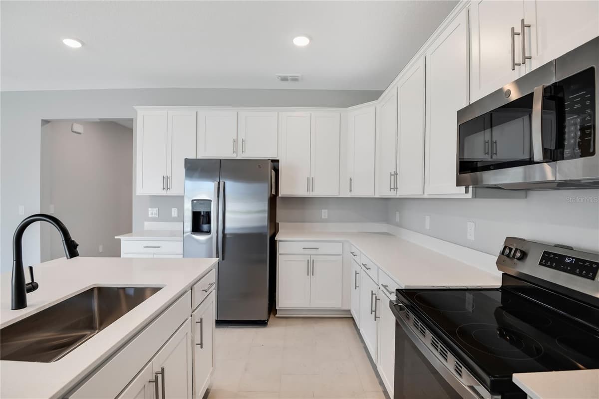 1737 CARNELIAN STREET — photo 9 of 22