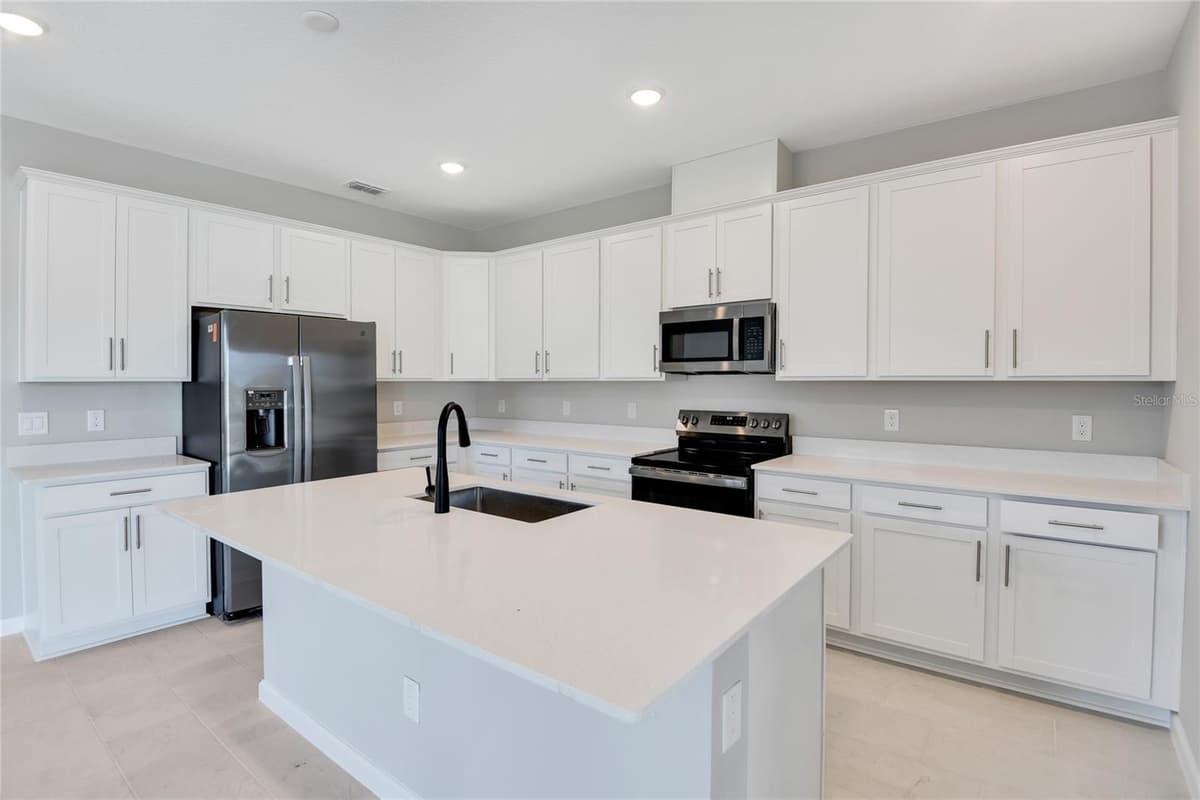 1737 CARNELIAN STREET — photo 7 of 22