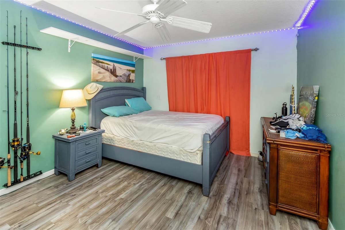 424 ISLAND CAY WAY — photo 48 of 96