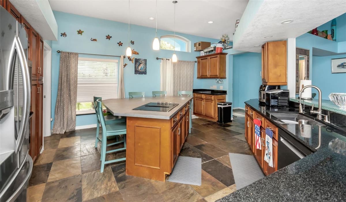 424 ISLAND CAY WAY — photo 12 of 96