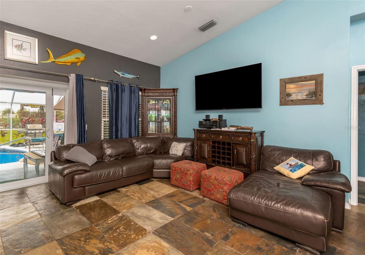 424 ISLAND CAY WAY — photo 16 of 96