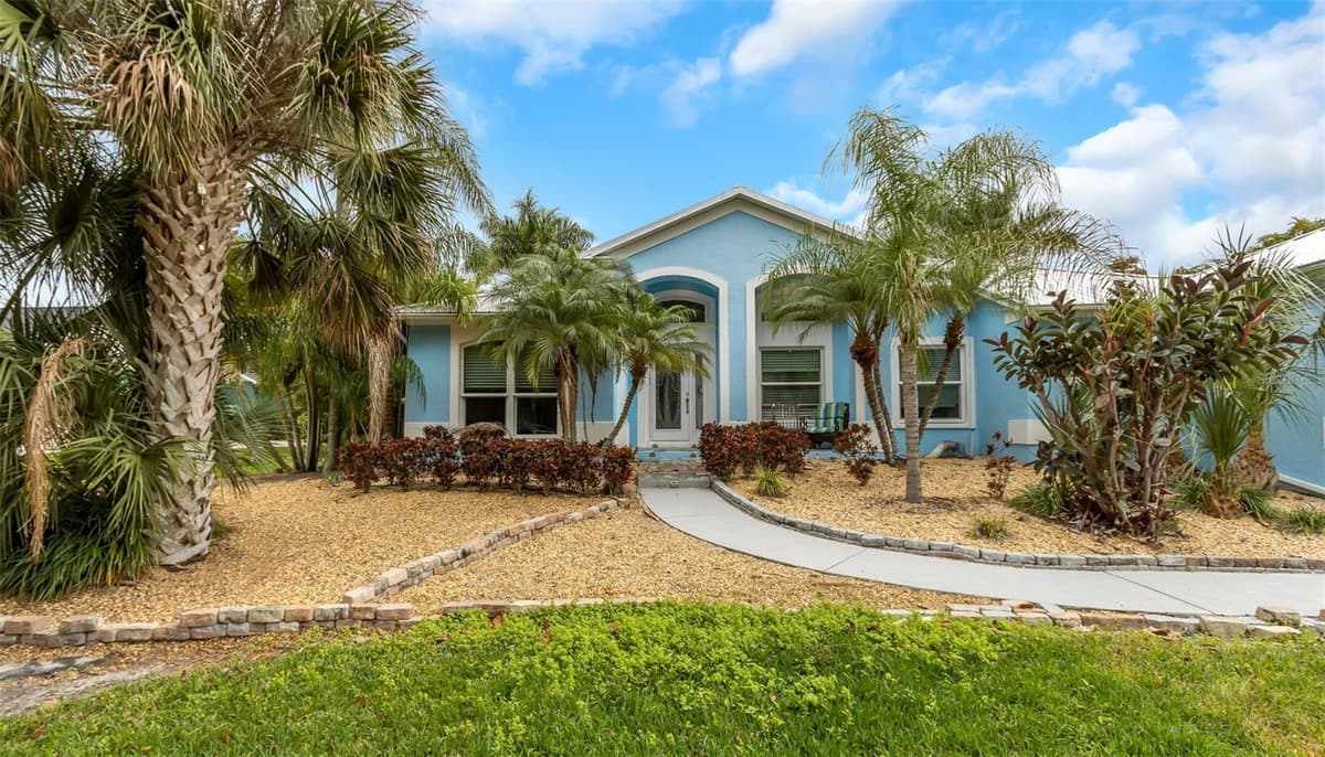 424 ISLAND CAY WAY — photo 2 of 96