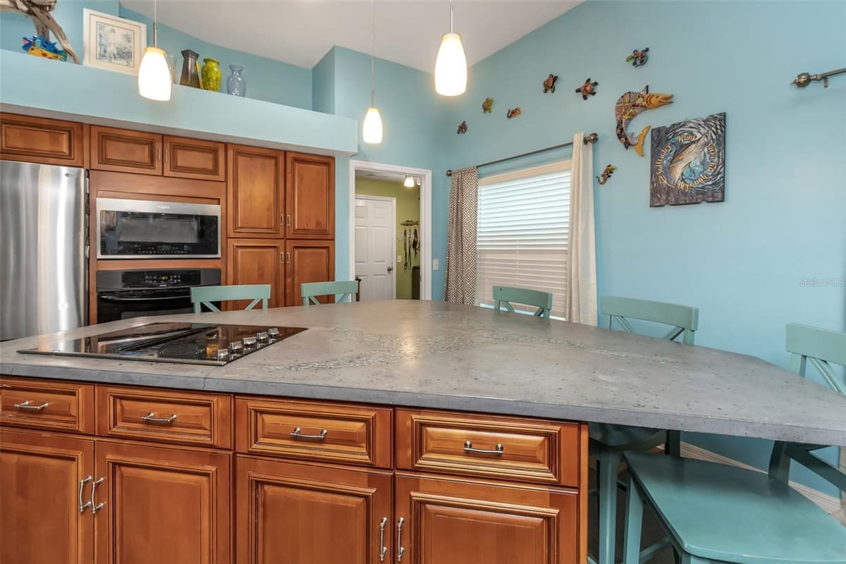 424 ISLAND CAY WAY — photo 14 of 96