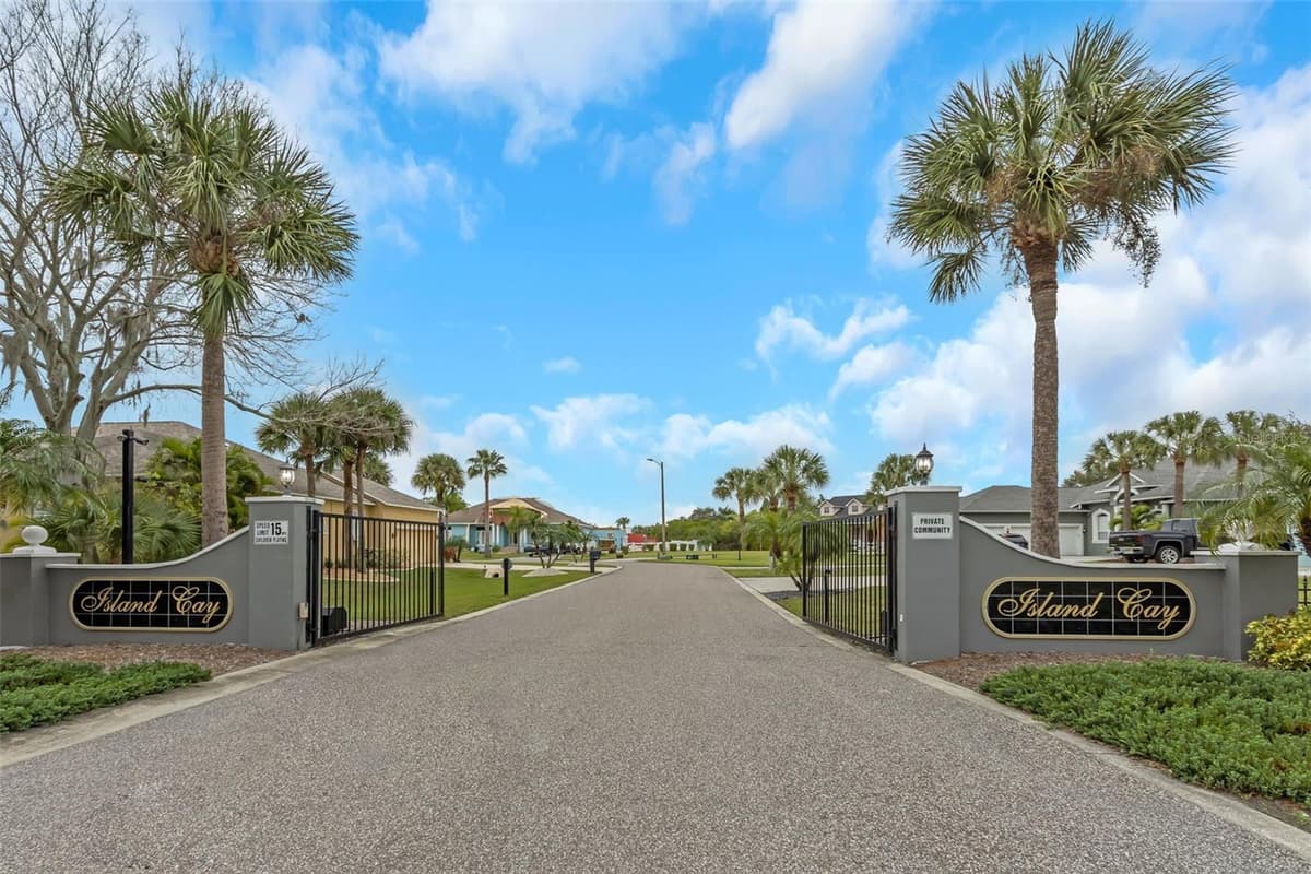 424 ISLAND CAY WAY — photo 65 of 96