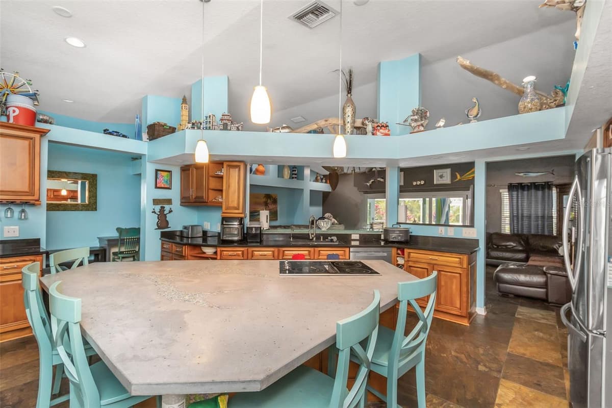 424 ISLAND CAY WAY — photo 9 of 96