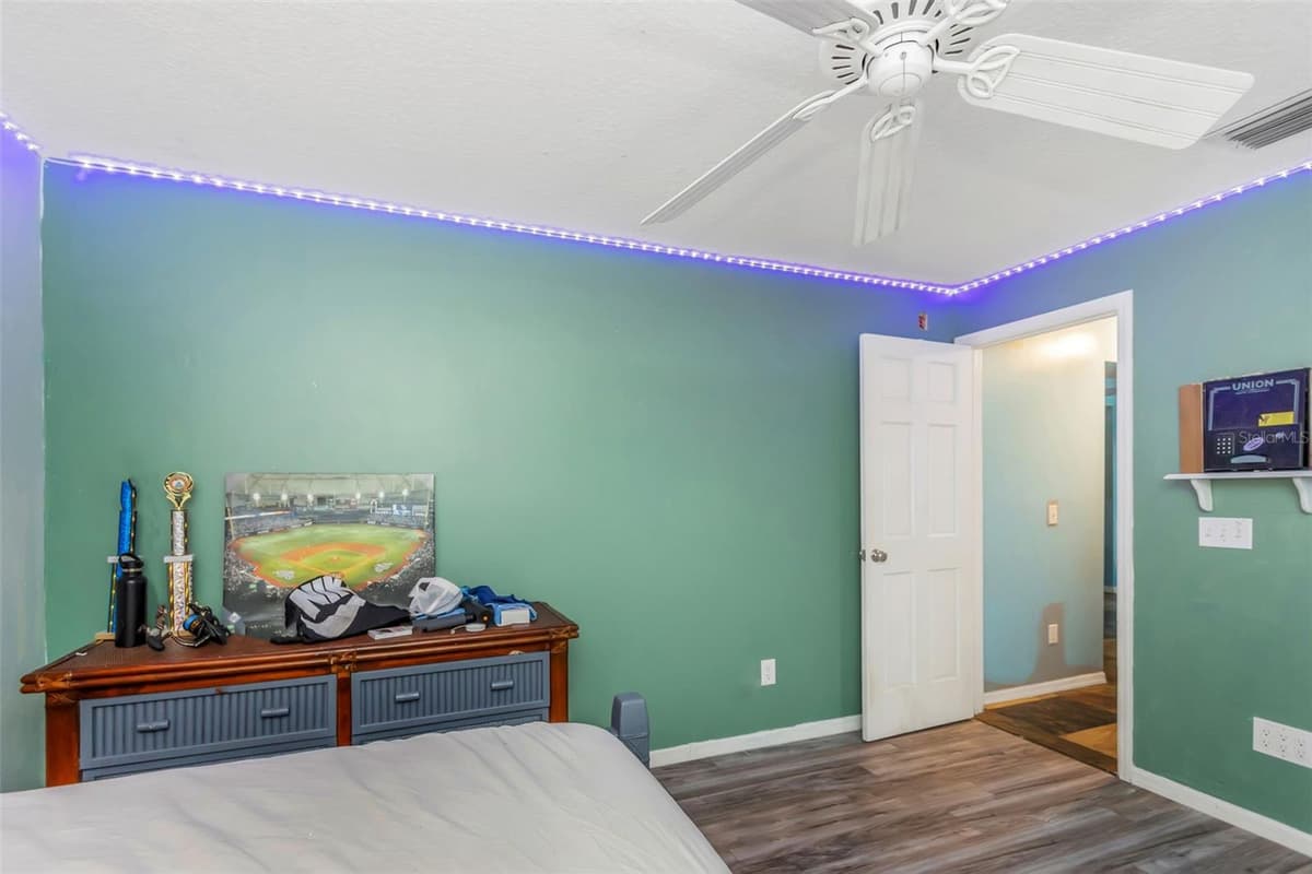 424 ISLAND CAY WAY — photo 51 of 96