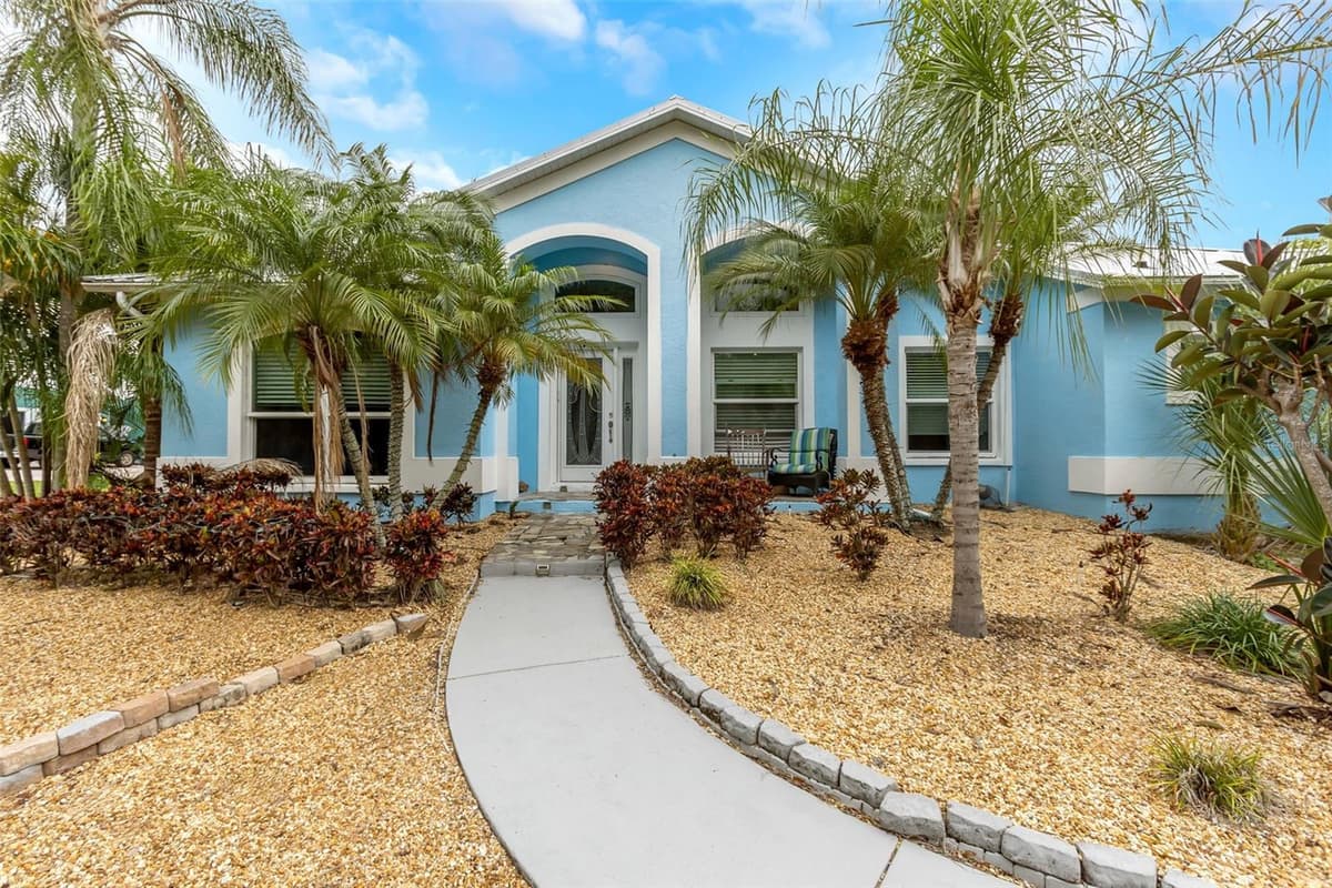 424 ISLAND CAY WAY — photo 5 of 96