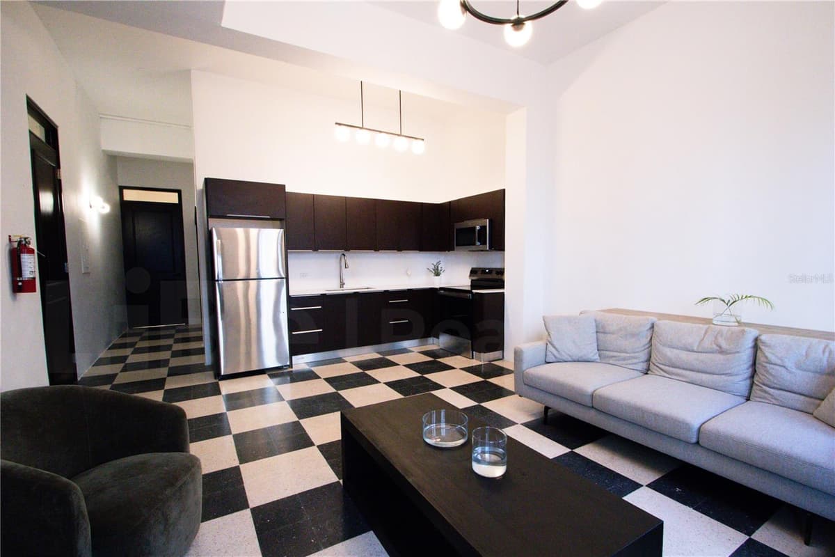 254-256 SAN FRANCISCO STREET — photo 12 of 18