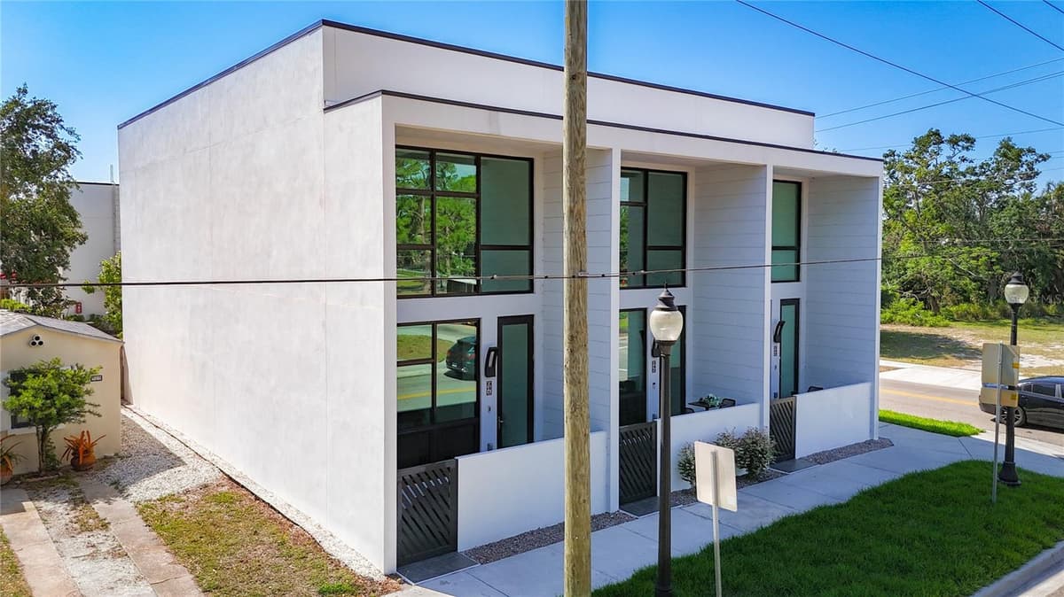 941 OSPREY AVENUE — photo 9 of 53