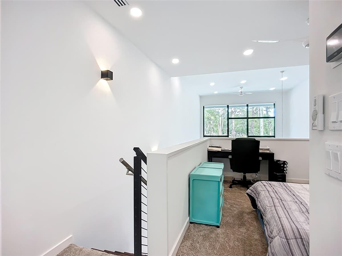 941 OSPREY AVENUE — photo 32 of 53