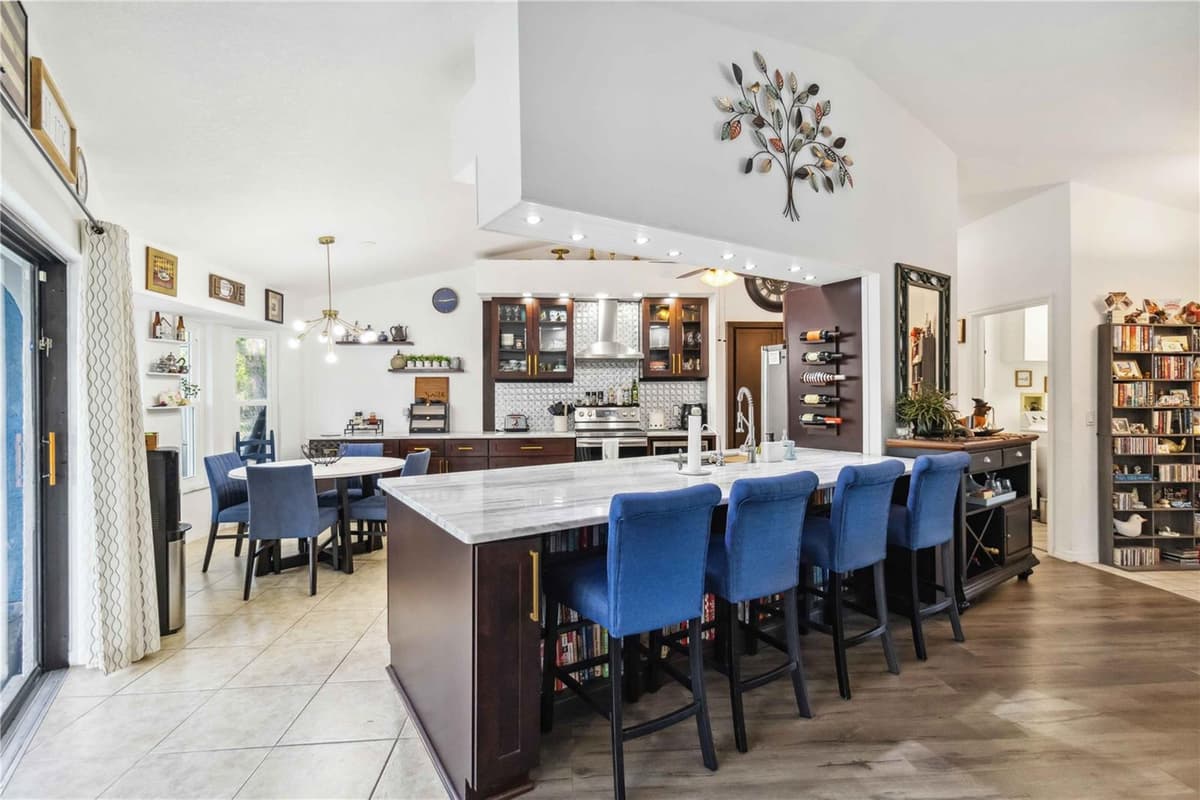 18033 EDGEWATER DRIVE — photo 18 of 50