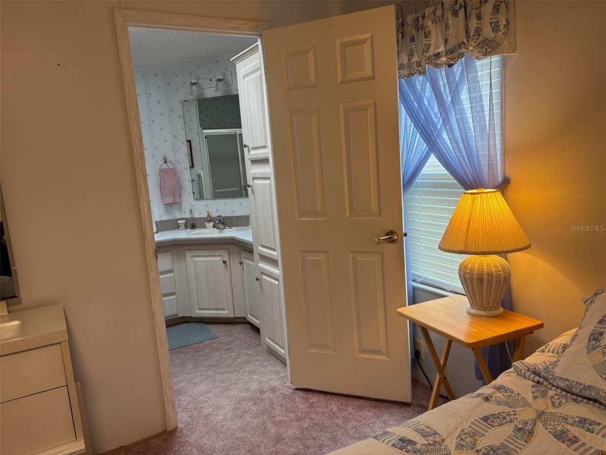 6107 GRAND OAKS DRIVE — photo 26 of 70