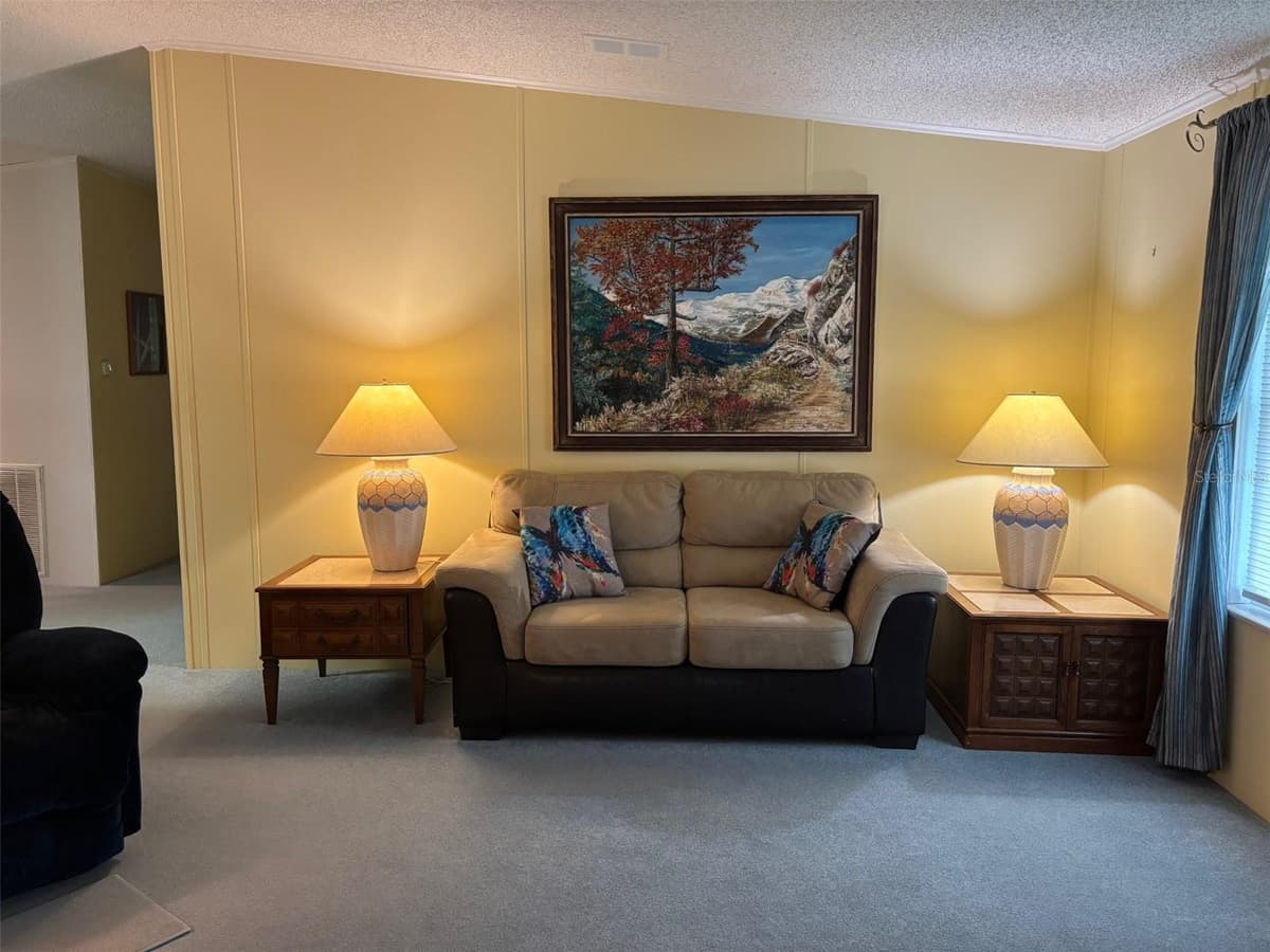 6107 GRAND OAKS DRIVE — photo 13 of 70