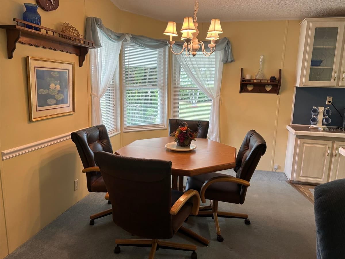 6107 GRAND OAKS DRIVE — photo 10 of 70