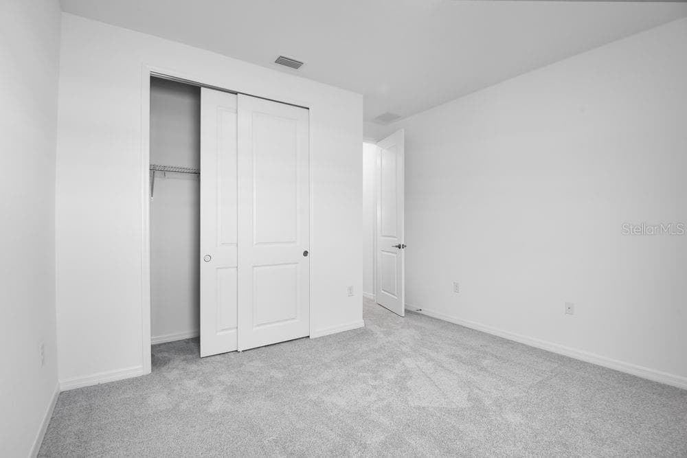 853 JUNONIA BOULEVARD — photo 19 of 40