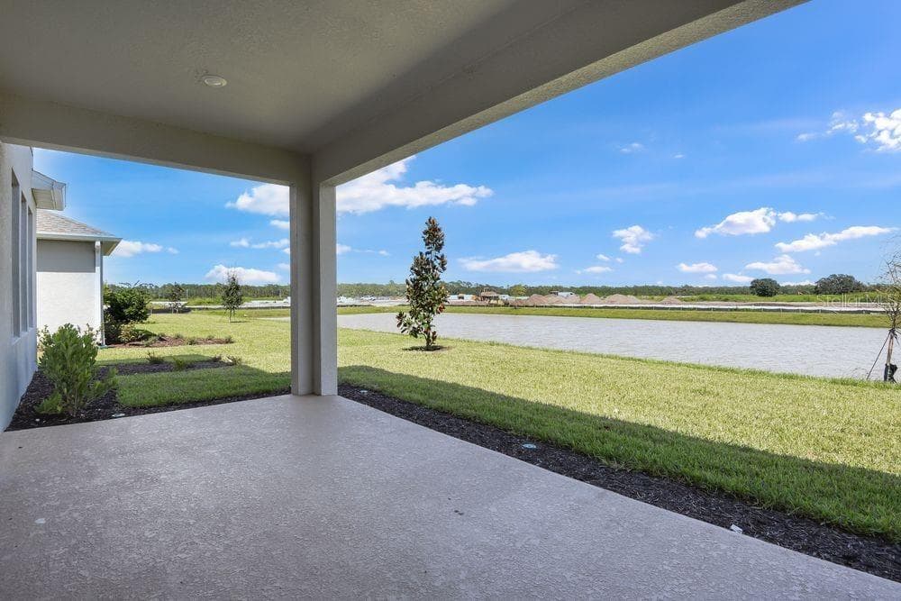 853 JUNONIA BOULEVARD — photo 32 of 40