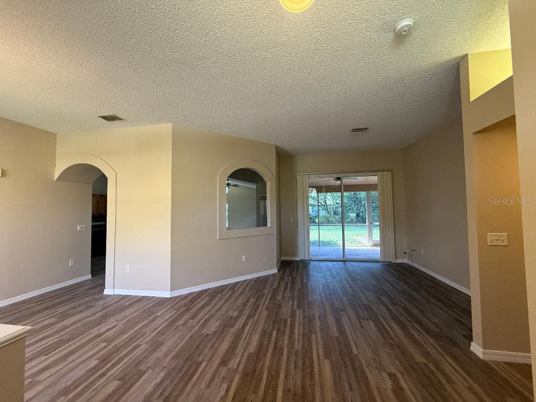 3355 ABELINE ROAD — photo 37 of 59