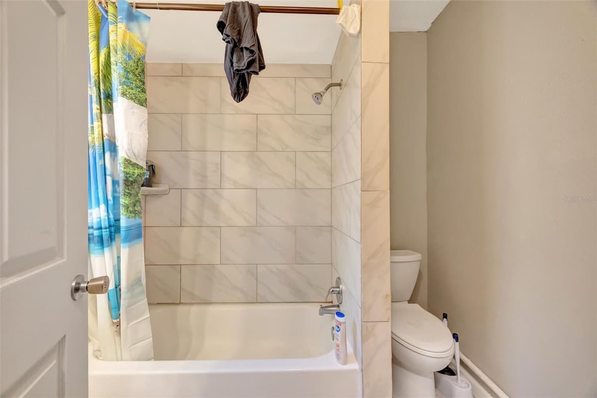5100 SOUTH ROAD — photo 15 of 37