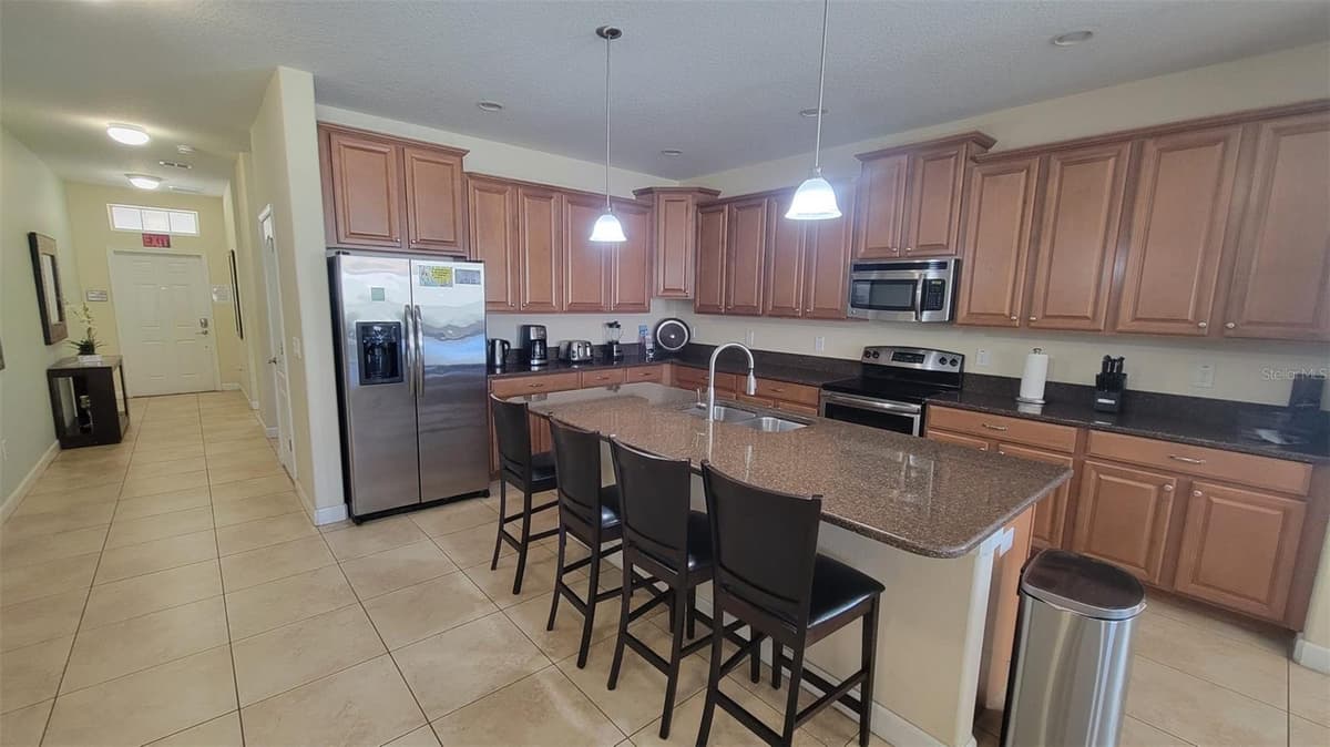 2952 BEACH PALM AVENUE — photo 10 of 47
