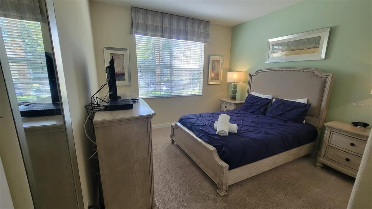 2952 BEACH PALM AVENUE — photo 4 of 47