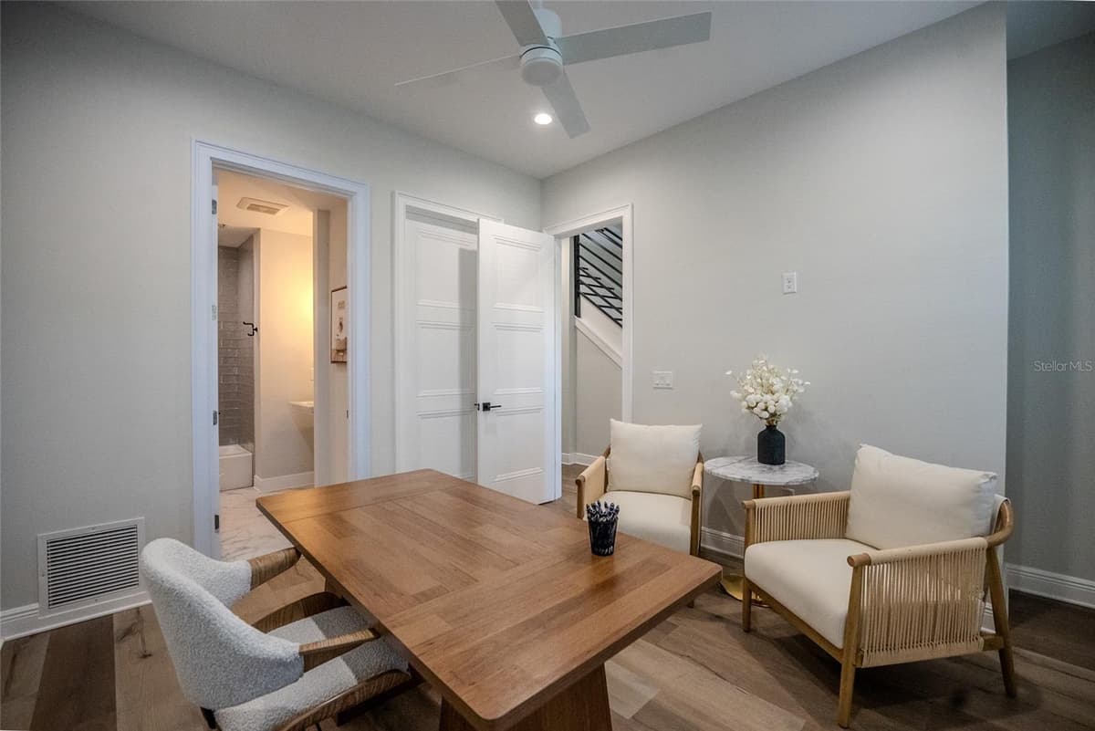 141 WATULA AVENUE — photo 19 of 44
