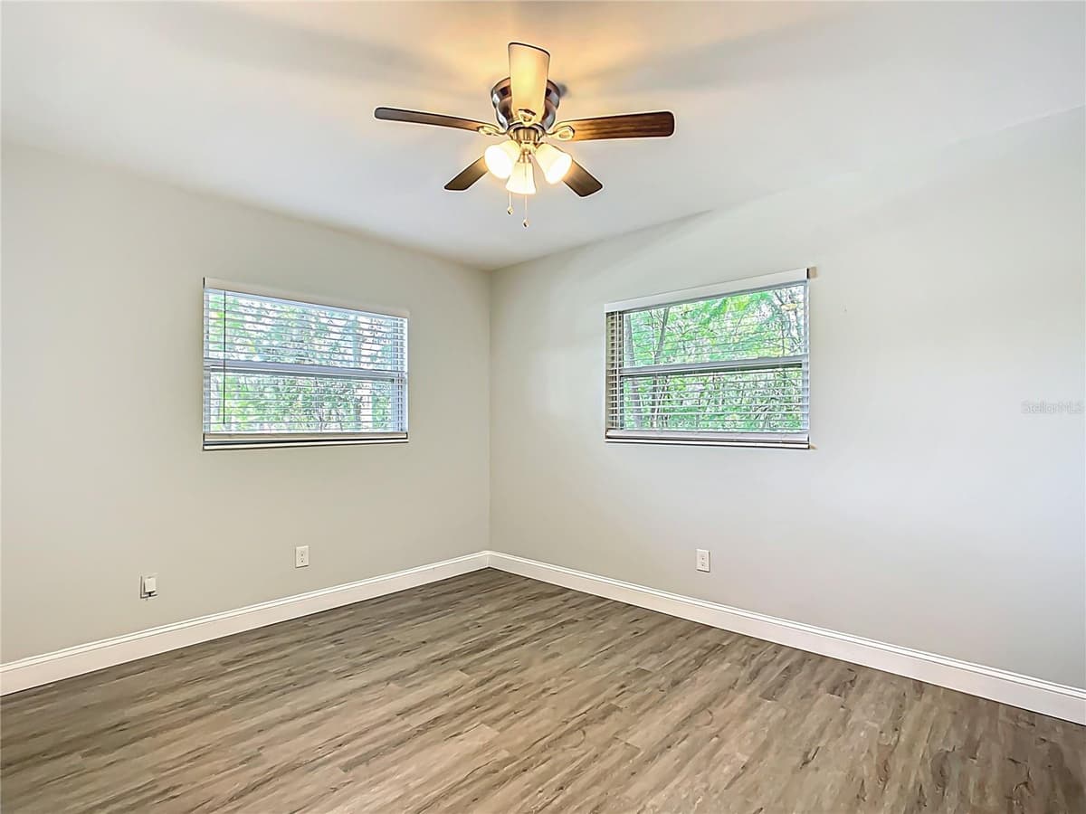 1406 EDEN DRIVE — photo 21 of 37