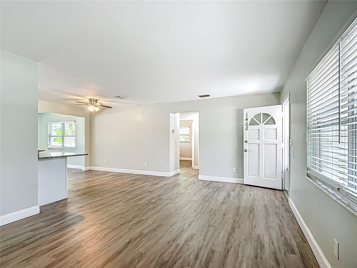 1406 EDEN DRIVE — photo 3 of 37