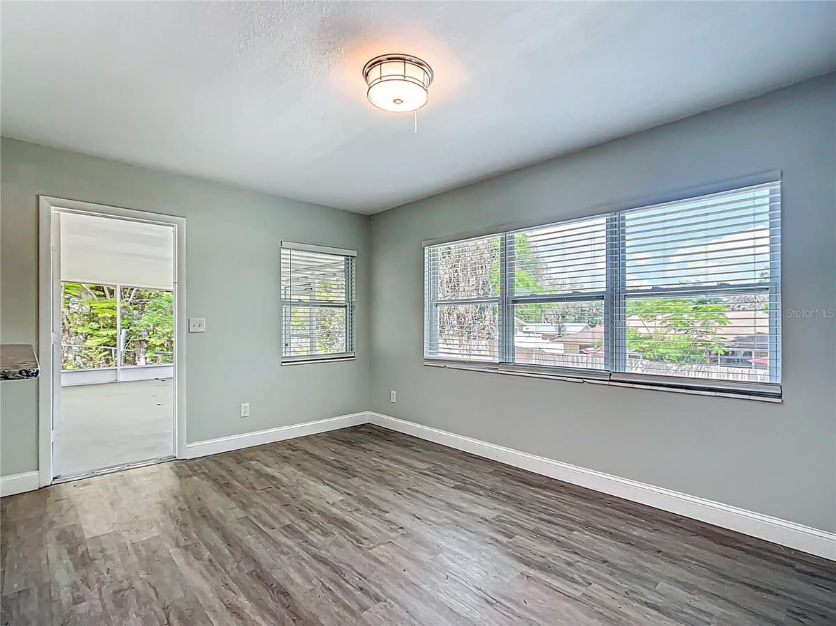 1406 EDEN DRIVE — photo 13 of 37